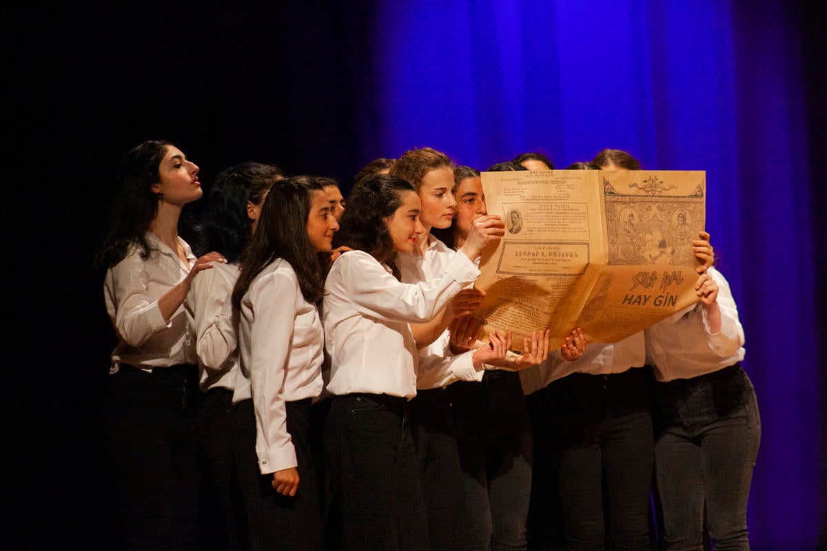 Ermeni kadınların izinde: 'Hay Gin' gösterisi